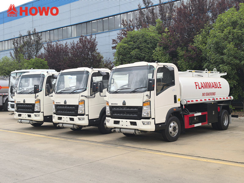 รถบรรทุกถังน้ำมันเชื้อเพลิง Howo RHD ขนาด 5 ลูกบาศก์เมตร จำนวน 3 คัน