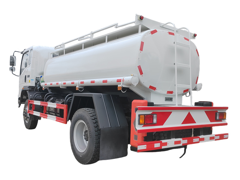 HOWO 4×4 diesel fuel tank truck