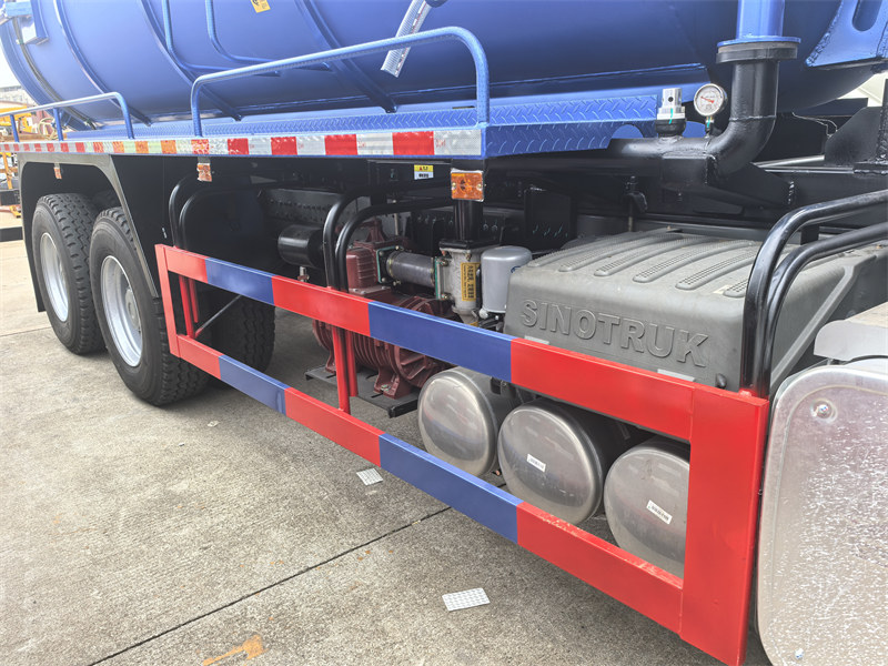 Side platform and safety fence