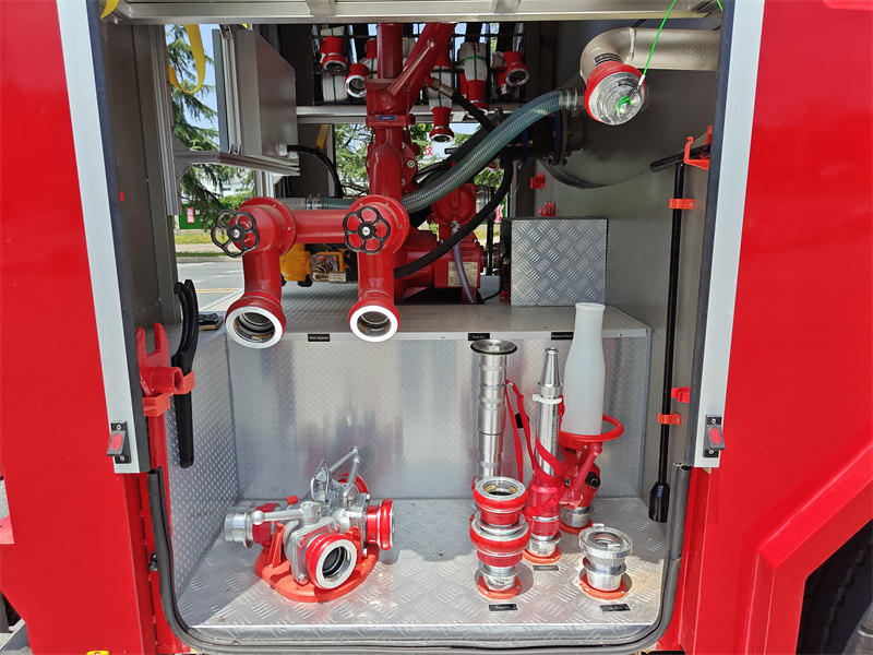 HOWO fire fighting truck