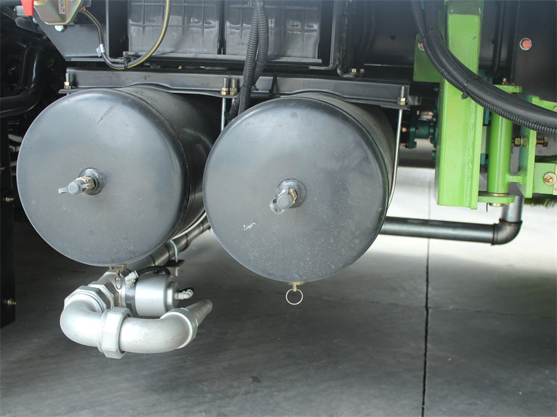 HOWO sweeper trucks