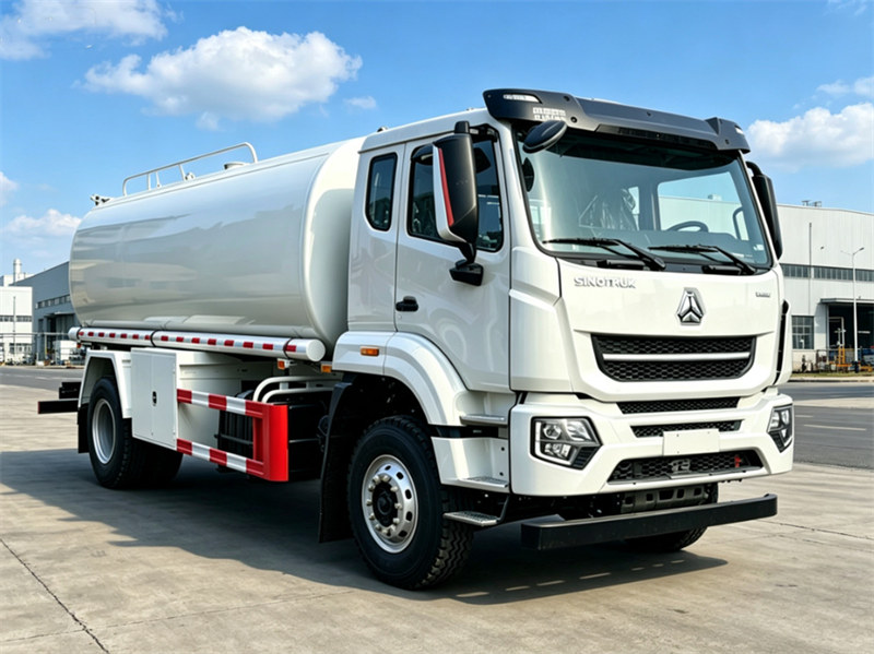 HOWO M7 15000L water tank truck HOWO M7 15000L water tank truck