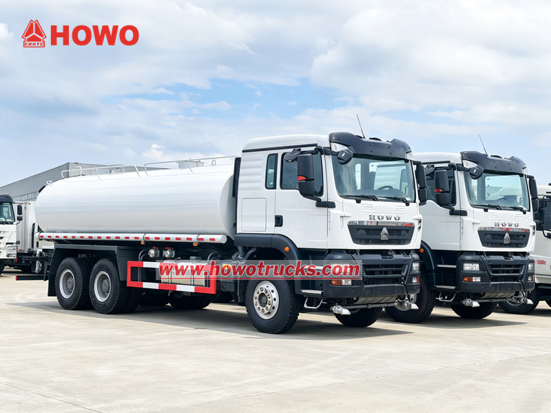 รถบรรทุกพ่นน้ำขนาดใหญ่ HOWO TX ความจุ 20,000 ลิตร ถูกส่งออกไปยังประเทศจิบูตี